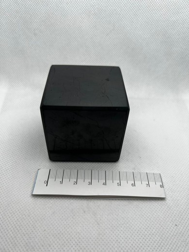 Cubo tallado en Shungit de 54x54 mm