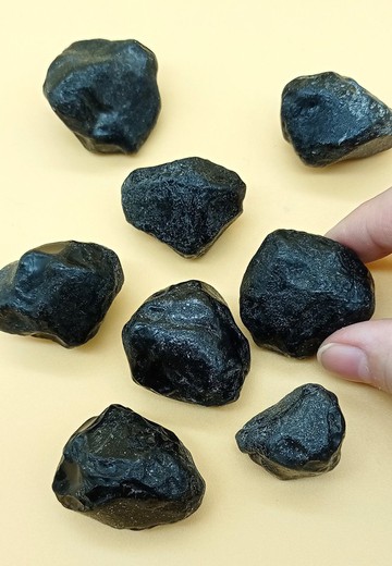 Rodados de Obsidiana Lágrima Apache