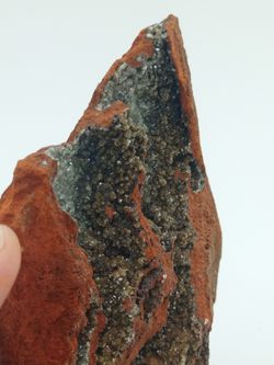 Adamina cristales