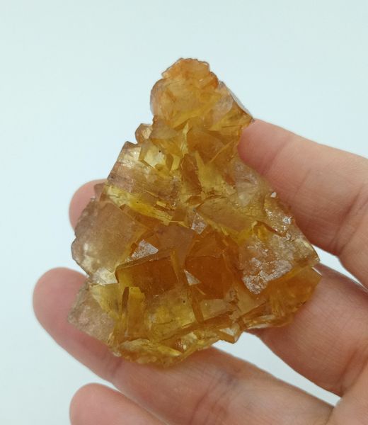 Agrupación de cristales de Fluorita amarilla