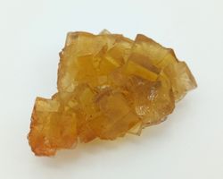 Agrupación de cristales de Fluorita amarilla