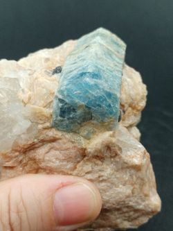 Aguamarina en Ortosa
