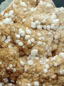 Analcima sobre Gmelinita - Ex colección Folch