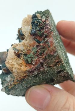 Andradita con Hedenbergita