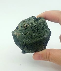 Cristales de Andradita sobre Hedenbergita