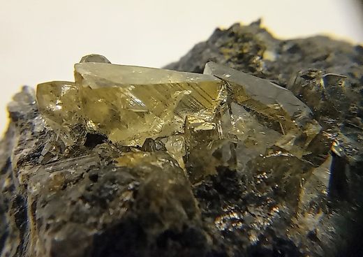 Anglesita cristales color amarillo