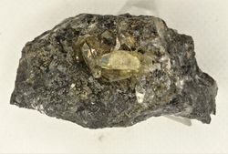 Anglesita cristales color amarillo