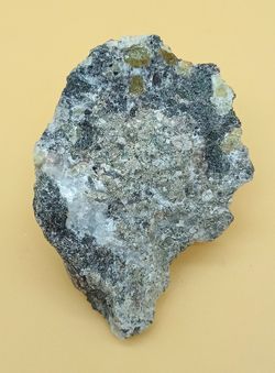 Apatito esparraguina
