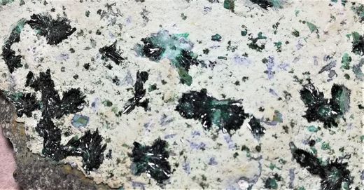 Atacamita sobre matriz