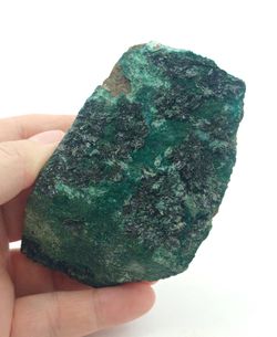 Atacamita grupo de cristales sobre matriz