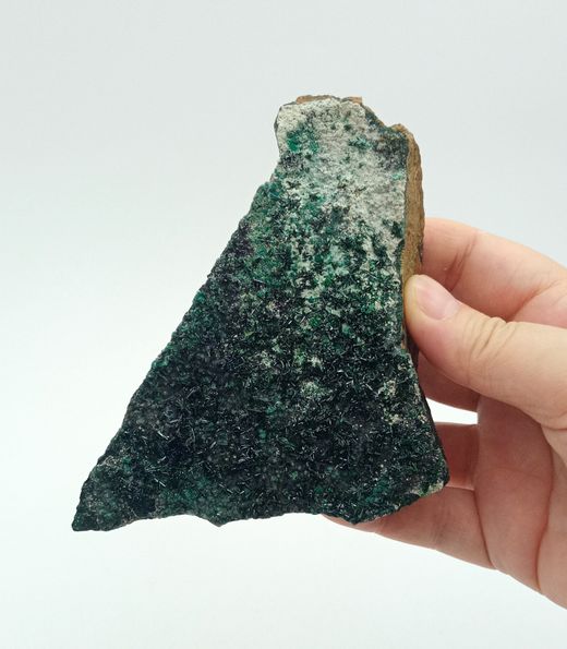 Atacamita grupo de cristales sobre matriz