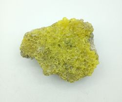Azufre nativo grupo de cristales