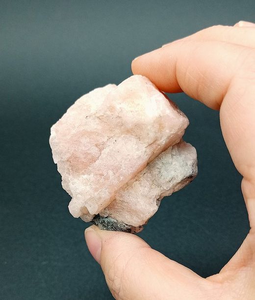 Berilo rosa (Morganita) en bruto