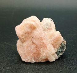 Berilo rosa (Morganita) en bruto