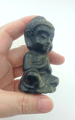 Buda Obsidiana dorada