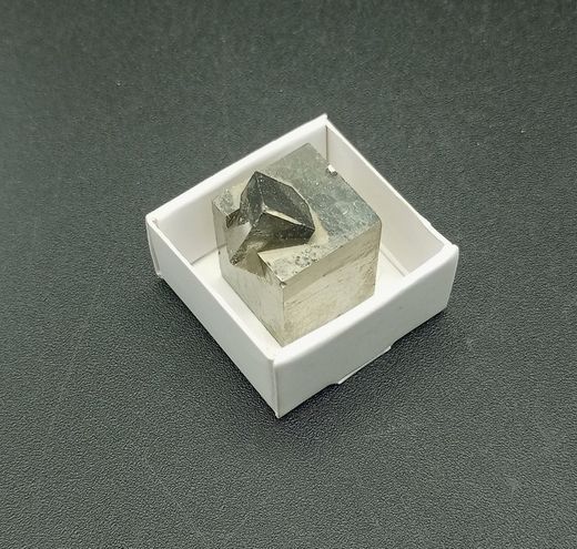 Caja plegable de cartón. 3x3 cm. Pack de 100 unidades