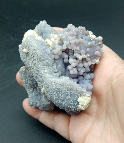 Calcedonia , variedad "racimo de uva"