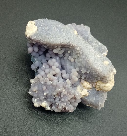 Calcedonia , variedad "racimo de uva"