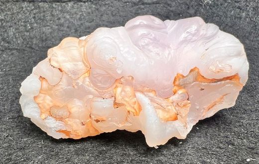 Calcedonia Rosa (agregados en disposición concéntrica)