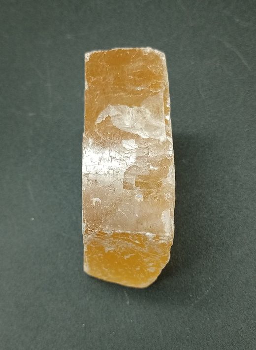 Calcita "Espato de Islandia" color caramelo
