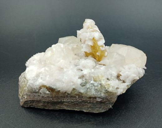 Calcita, Fluorita y Dolomita