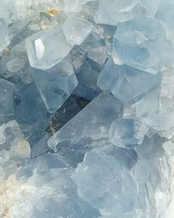 Celestina cristales en grupo
