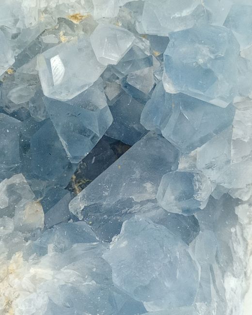 Celestina cristales en grupo