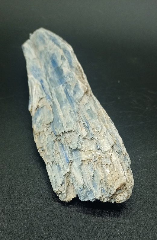 Cianita grupo de cristales