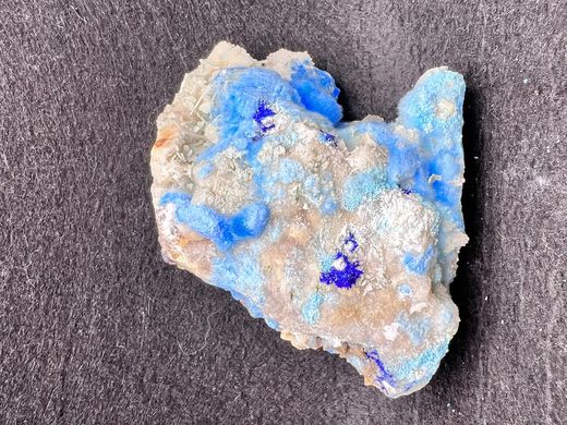 Cianotriquita conjunto de cristales aciculares