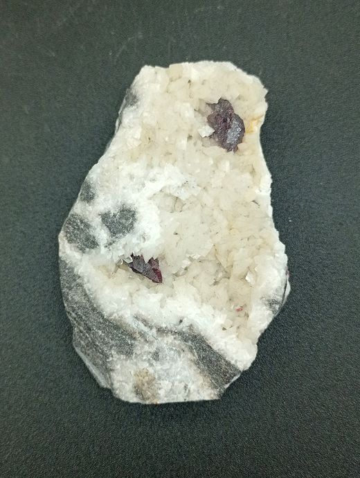Cinabrio y Dolomita