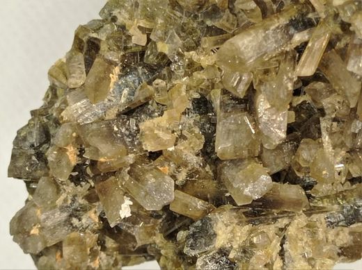 Clinozoisita agrupación de cristales