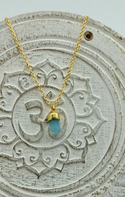 Colgante Calcedonia azul con cadena