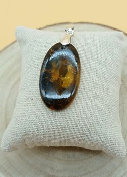 Colgante de Pietersita en cabujón