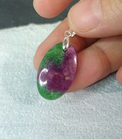 Colgante Rubí con Zoisita ovalado