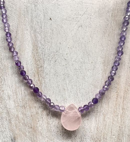 Collar de Amatista con colgante central