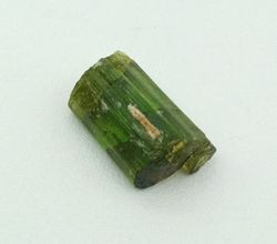 Cristal de Turmalina verde
