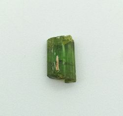 Cristal de Turmalina verde