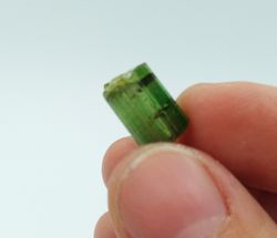 Cristal de Turmalina verde