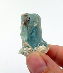 Cristal individual de Aguamarina