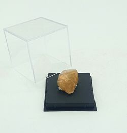 Cristal individual de Scheelita