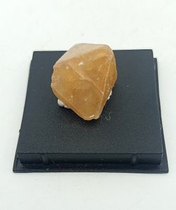 Cristal individual de Scheelita
