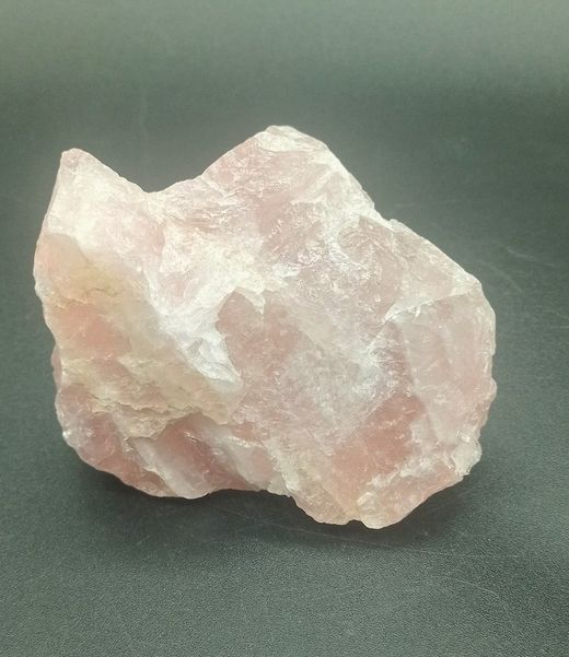 Cuarzo rosa en bruto