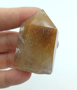 Cuarzo rutilado punta pulida