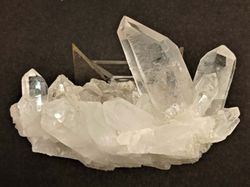 Cuarzo, (var., Cristal de roca) en drusa