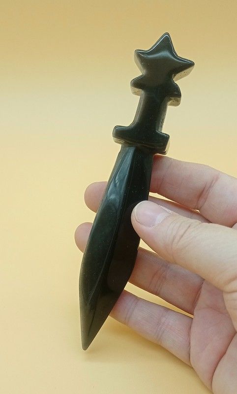 Daga Obsidiana plata
