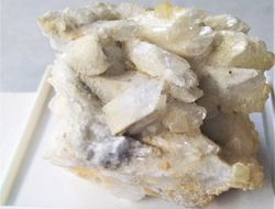Danburita grupo de cristales