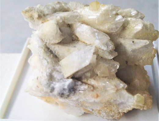 Danburita grupo de cristales