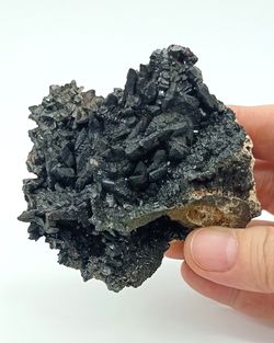 Descloizita drusa