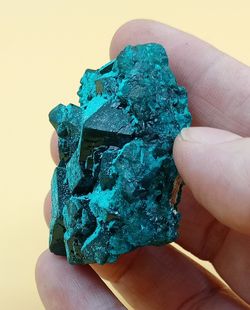 Dioptasa con Malaquita
