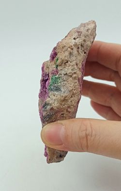 Dolomita cobaltífera  (Grupo de cristales)